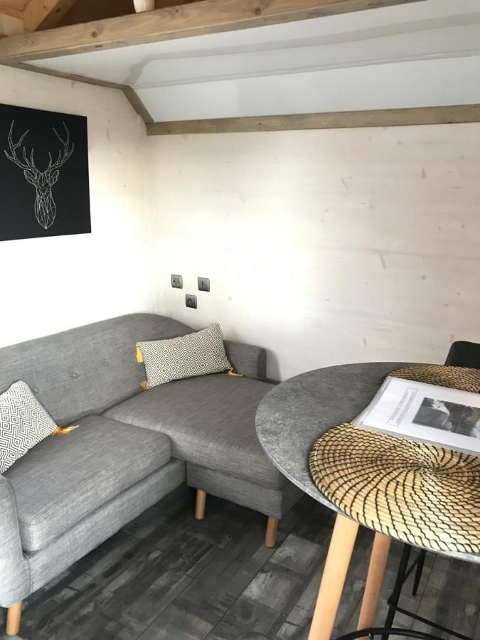 Les Nuits Insolites De La Mothe - Hebergement En Bulle Ou Tiny House Avec Spa Privatif Outremecourt 외부 사진
